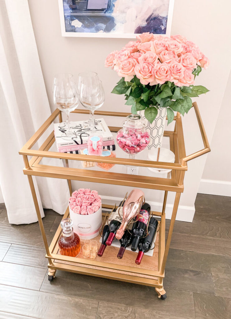 Living Room Bar Cart Decor
